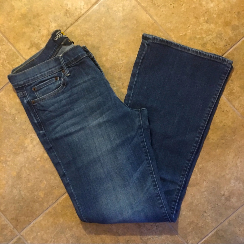 🍀 Lucky Brand Blue Jeans